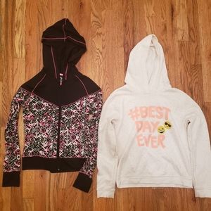 Set of 2 Hoodies